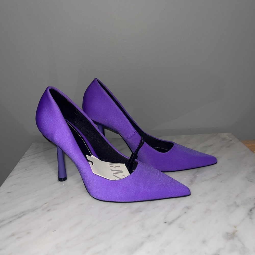 Zara heals - never worn
